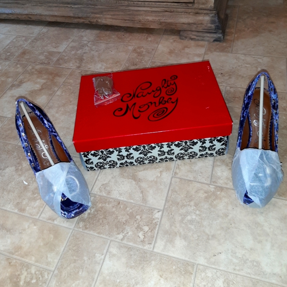 Naughty Monkey Pumps Navy Blue Size 8